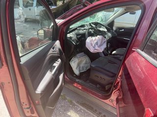 2014 Ford Escape SE - Driver's Front Door Image
